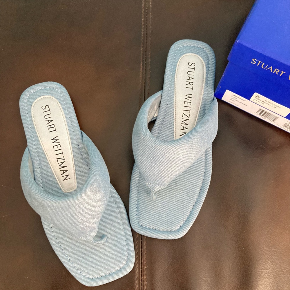 Stuart Weitzman Maui Flip-Flop
